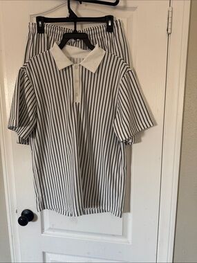 SHEIN Black and White Vertical Stripe Short-Sleeve Polo
